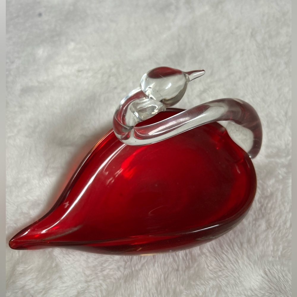 VINTAGE Duncan & Miller Red Glass Swan Dish - Picture 5 of 5
